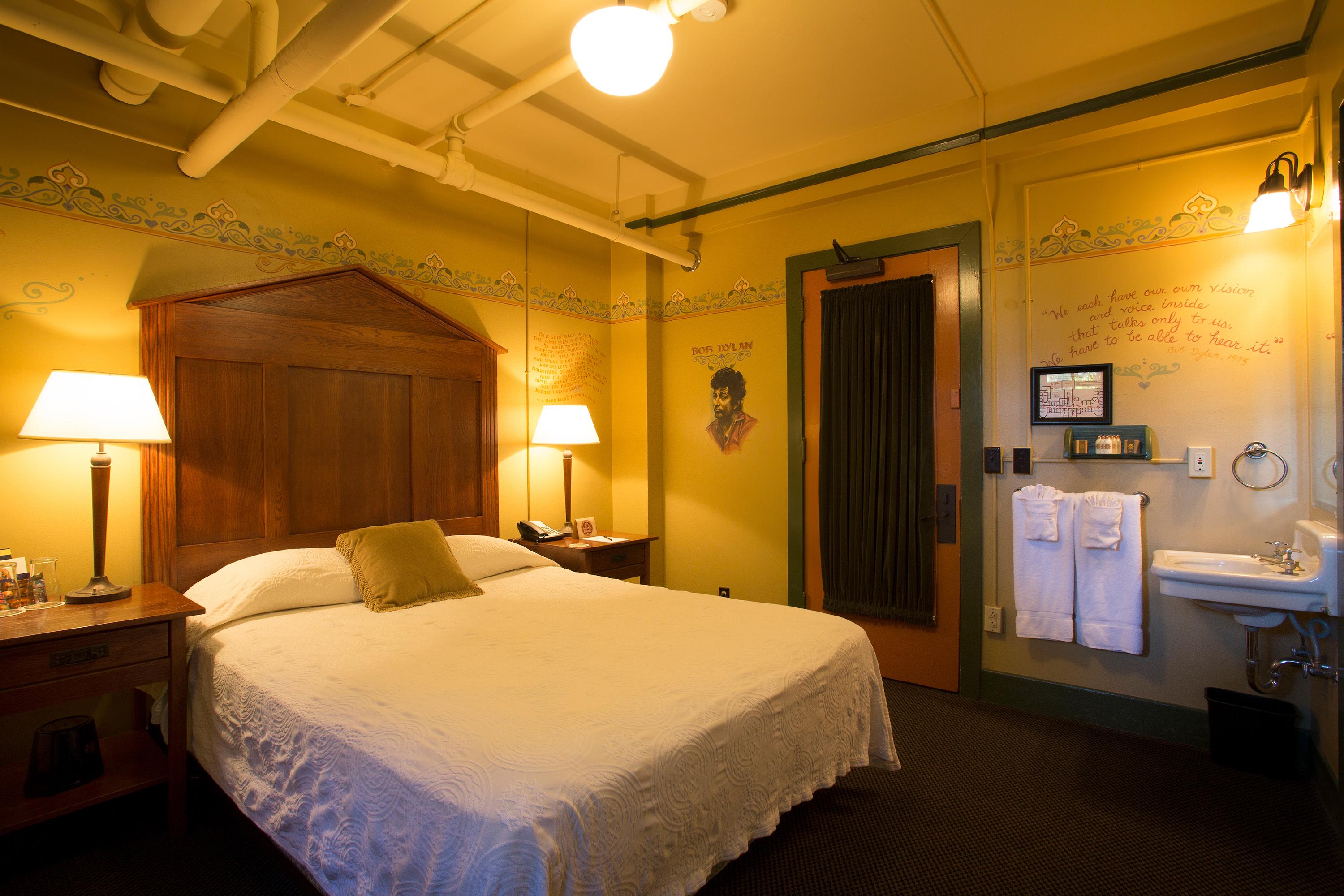 Mcmenamins Grand Lodge Forest Grove Extérieur photo