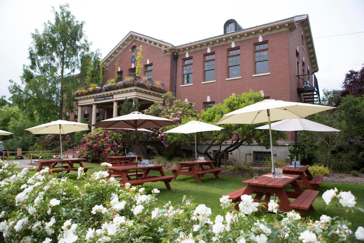 Mcmenamins Grand Lodge Forest Grove Extérieur photo
