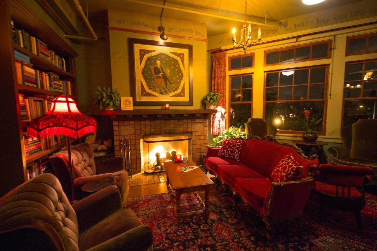 Mcmenamins Grand Lodge Forest Grove Extérieur photo